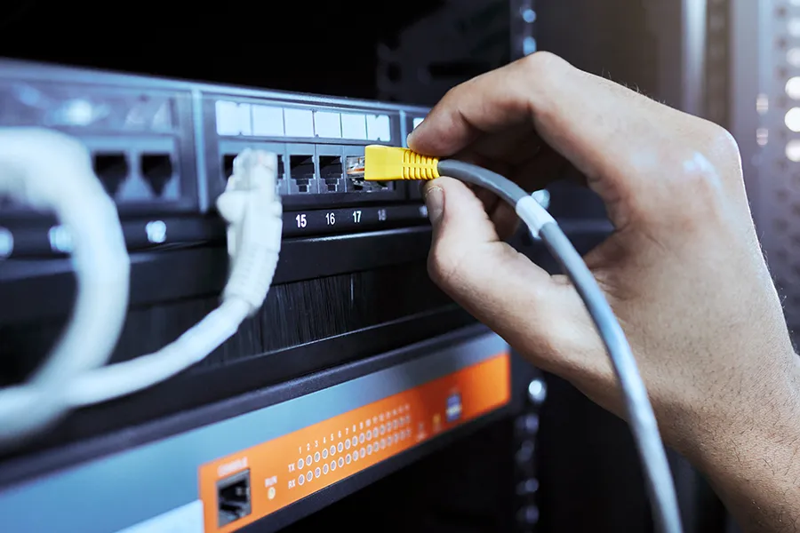 Cablage informatique, Coudurier Electricité, basé à mâcon